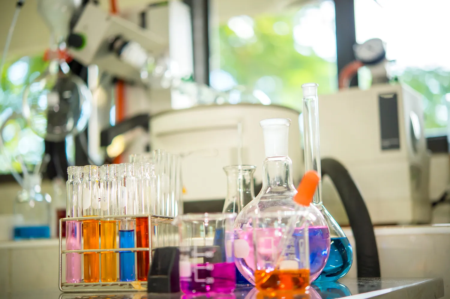 Co to jest przemysł i usługi?